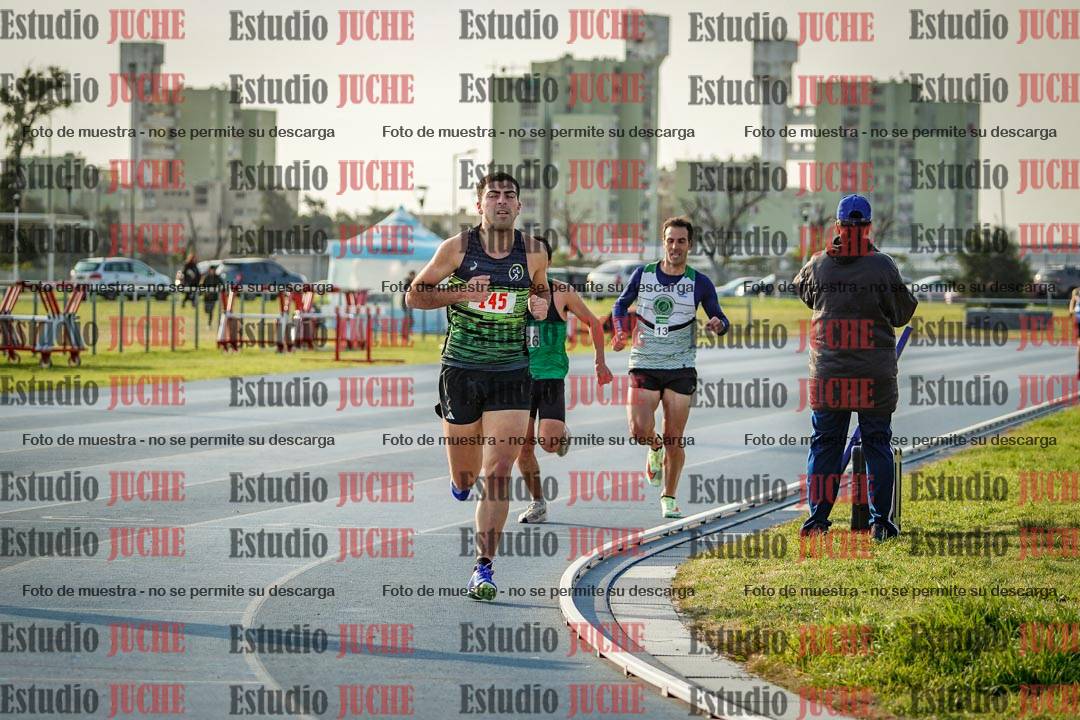 Fotos de los 3000 m llanos de varones