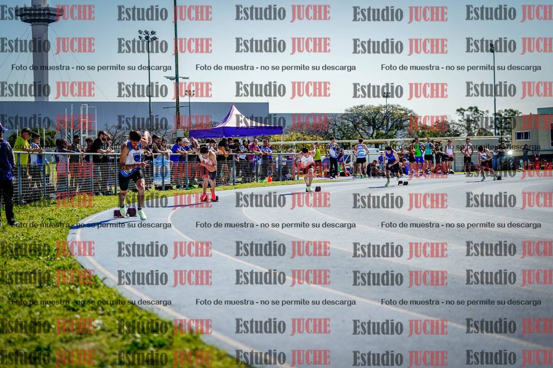 Fotos de los 400 m llanos de varones