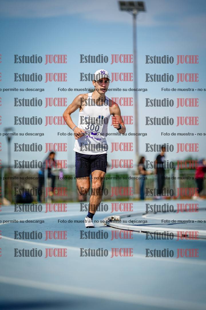 Fotos de los 3000 m llanos de varones