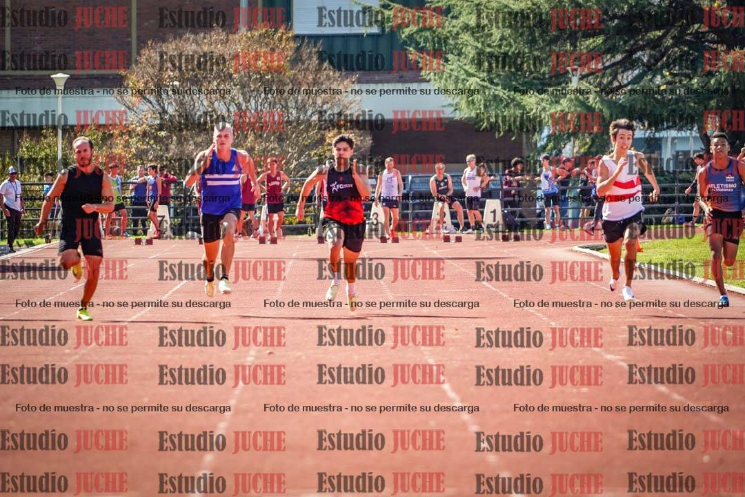 Fotos de los 100 m llanos de varones