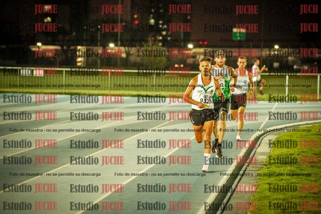 Fotos de los 3000 m llanos de varones