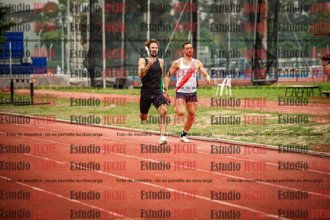 Fotos de las Postas 4x400 m de varones