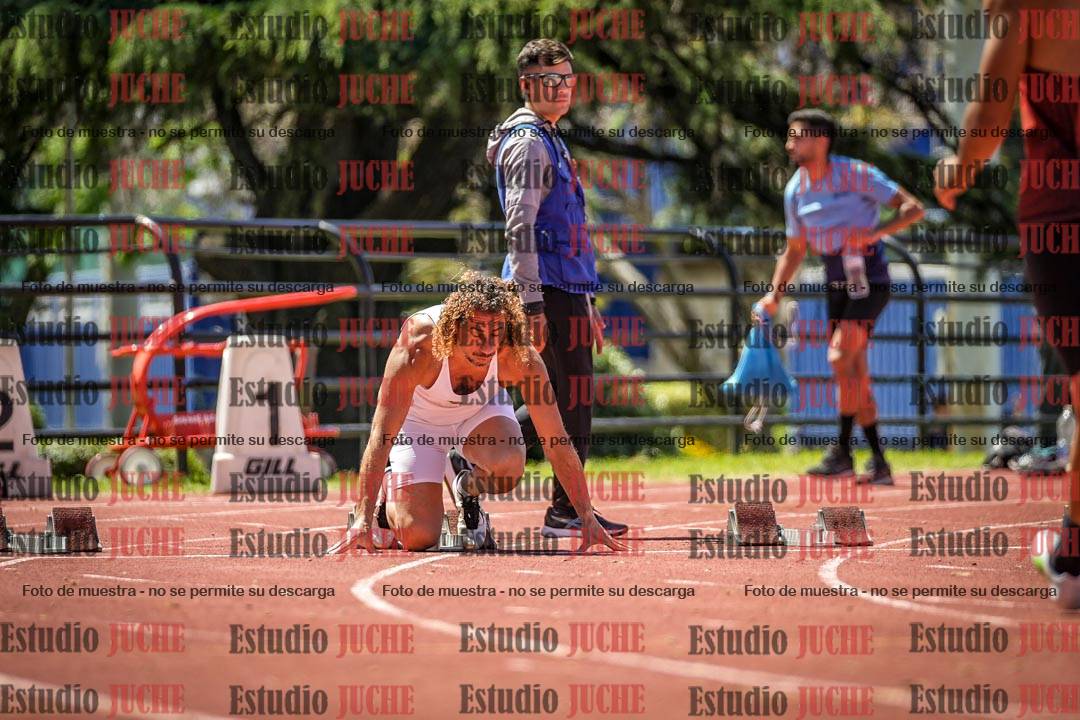 Fotos de los 100 m llanos de varones