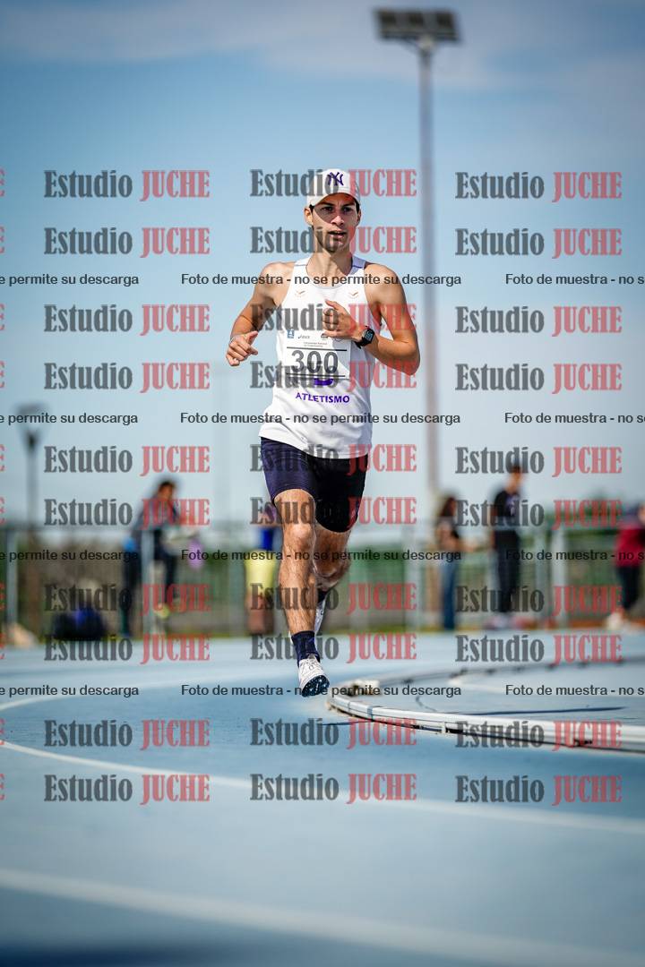 Fotos de los 3000 m llanos de varones