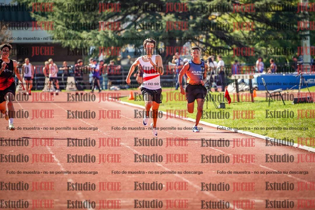 Fotos de los 100 m llanos de varones