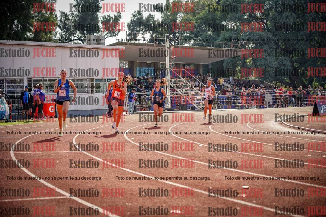 Fotos de los 800 m llanos de mujeres - heptatlón 7