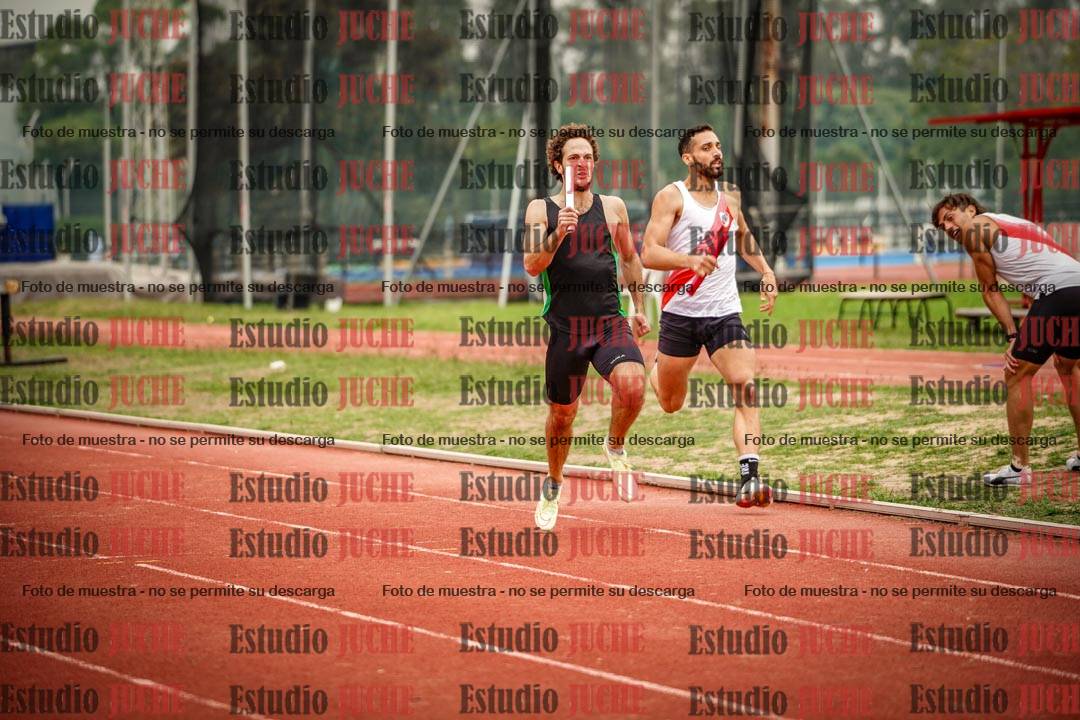Fotos de las Postas 4x400 m de varones