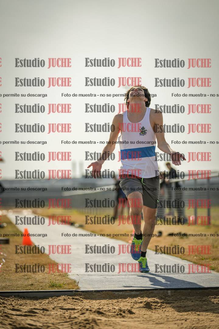 Fotos del salto triple de varones