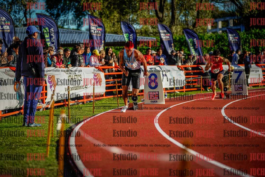 Fotos de los 400 m con vallas de varones - FINAL