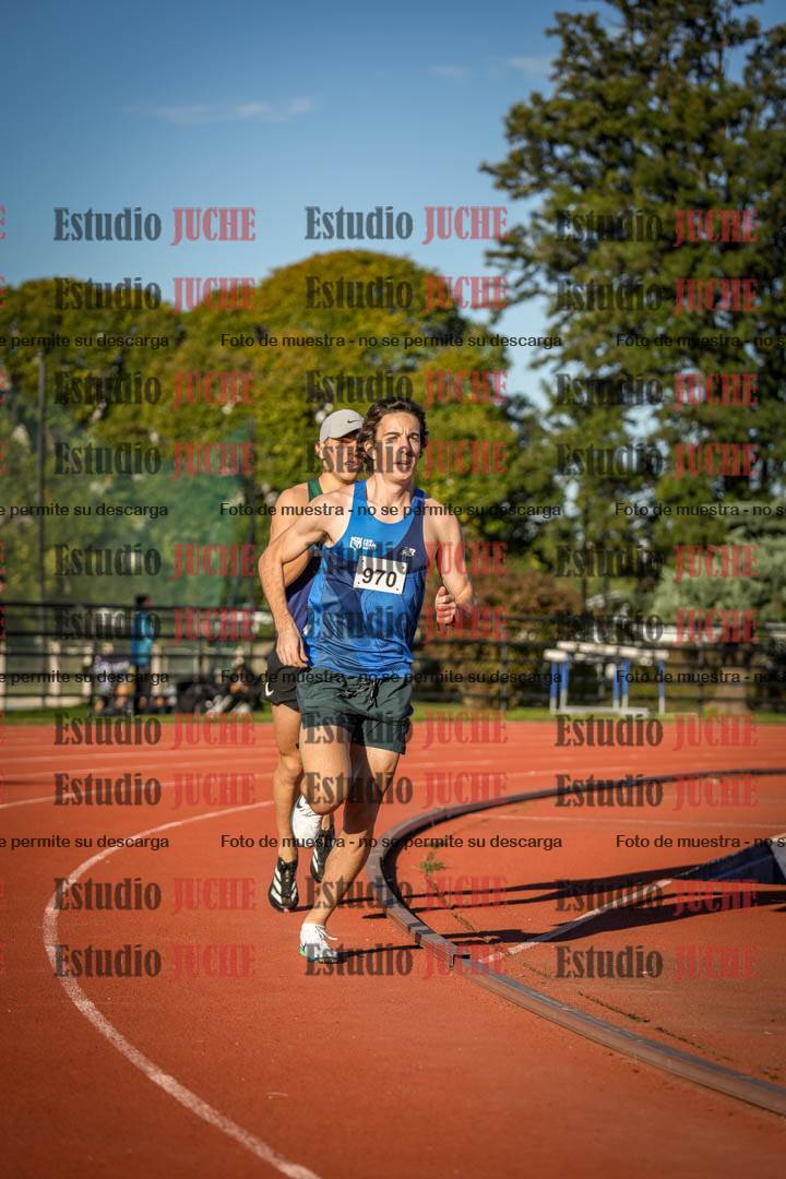 Fotos de los 3000 m llanos de varones
