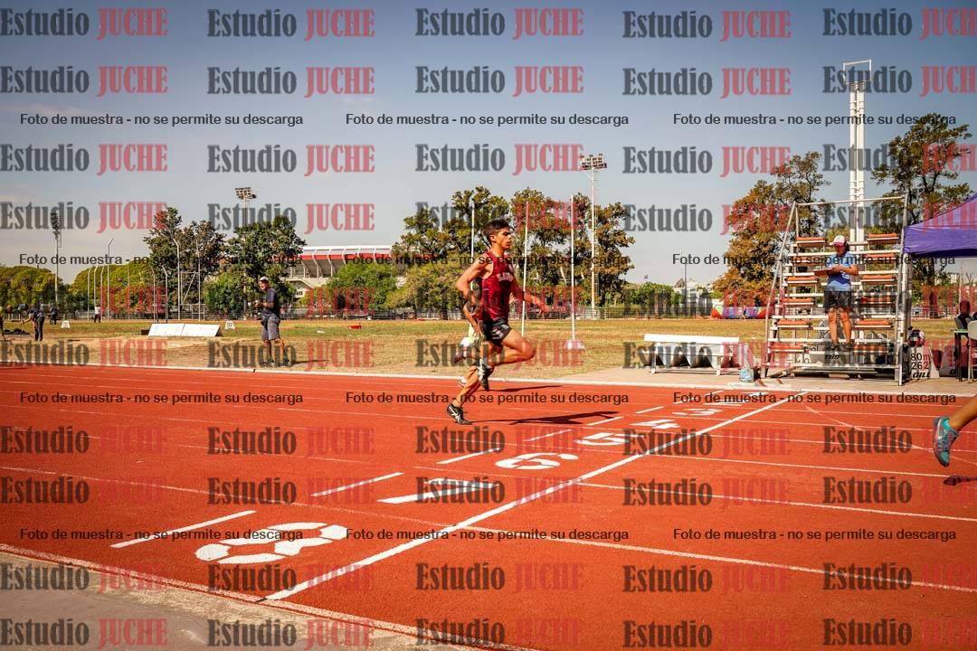 Fotos de los 400 m llanos de varones