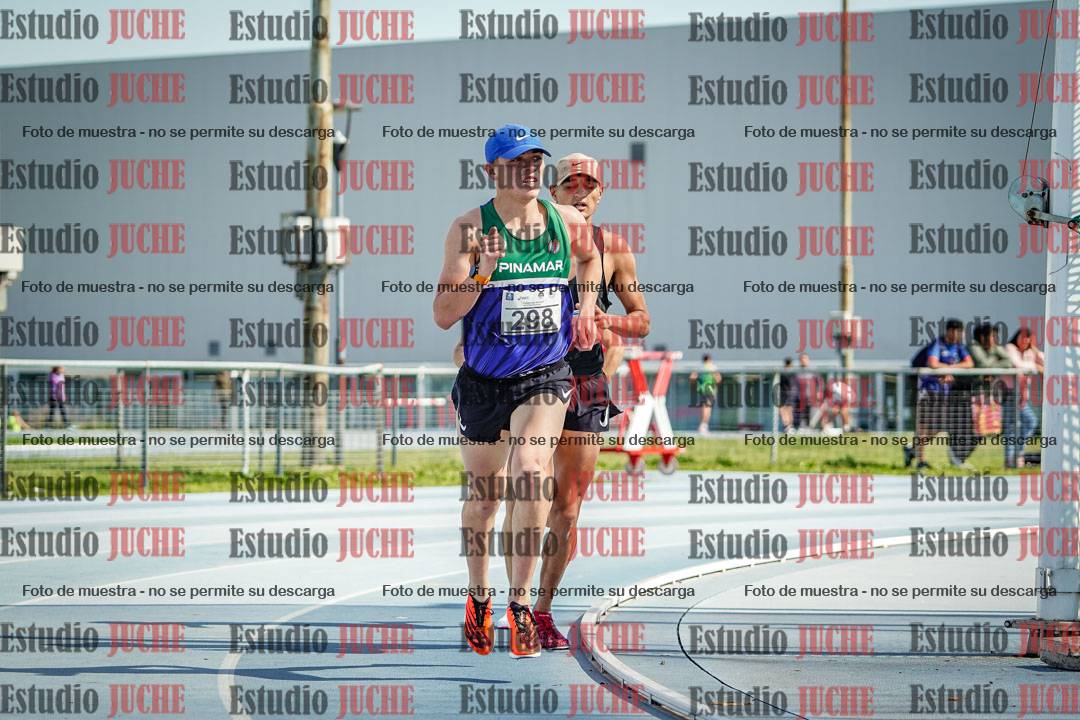 Fotos de los 3000 m llanos de varones