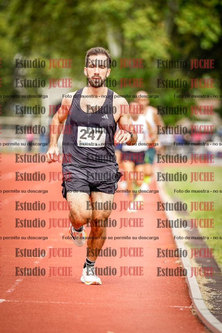 Fotos de los 3000 m llanos de varones