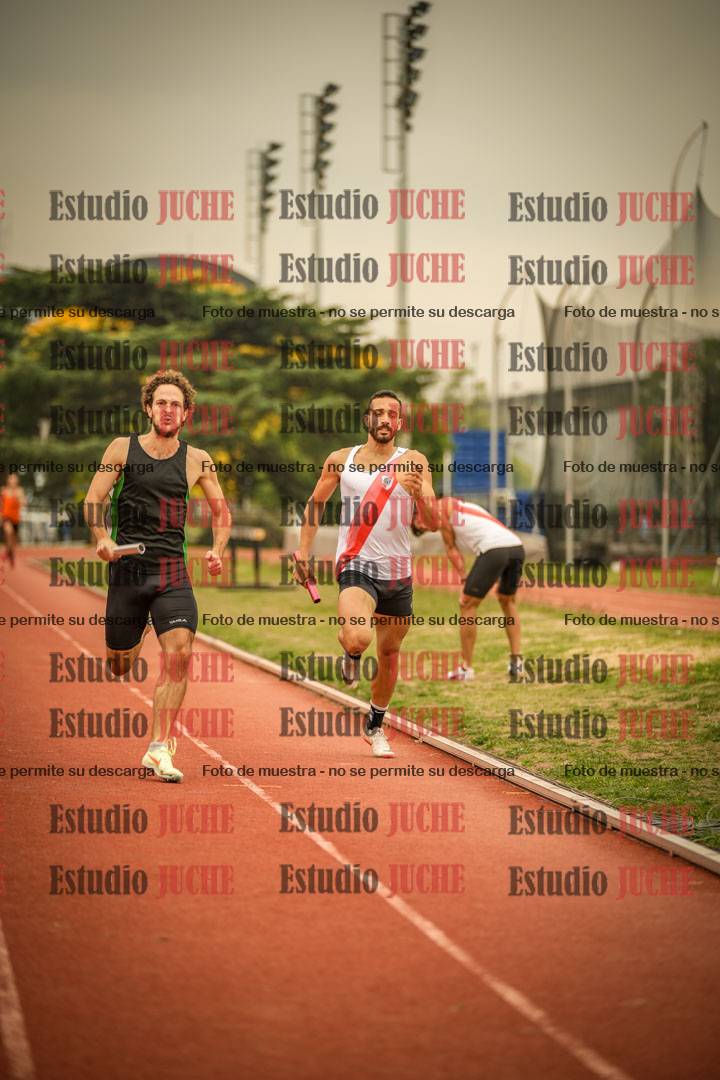 Fotos de las Postas 4x400 m de varones