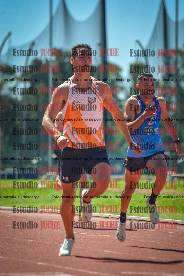 Fotos de los 100 m llanos de varones