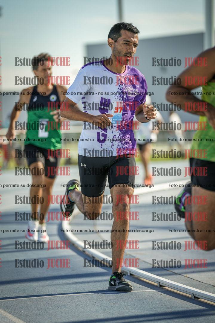 Fotos de los 1500 m llanos de varones
