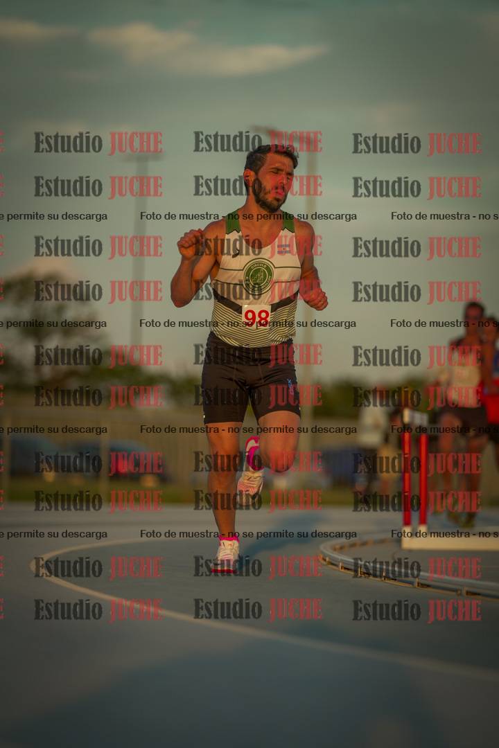 Fotos de los 3000 m llanos de varones