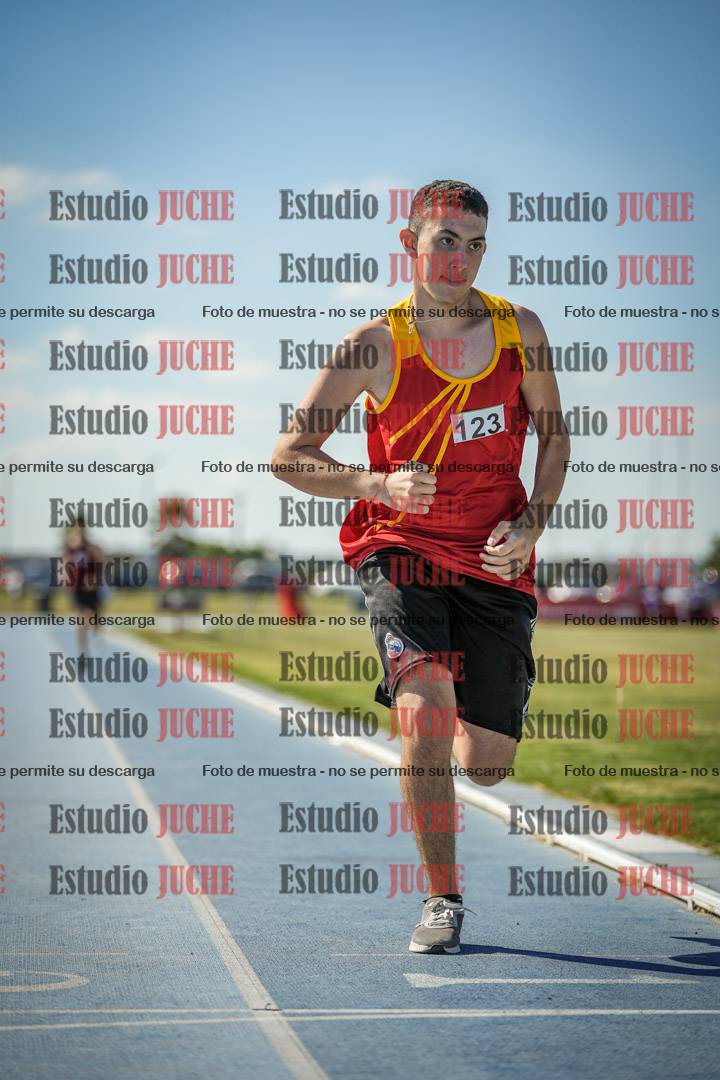 Fotos de los 600 m llanos de varones