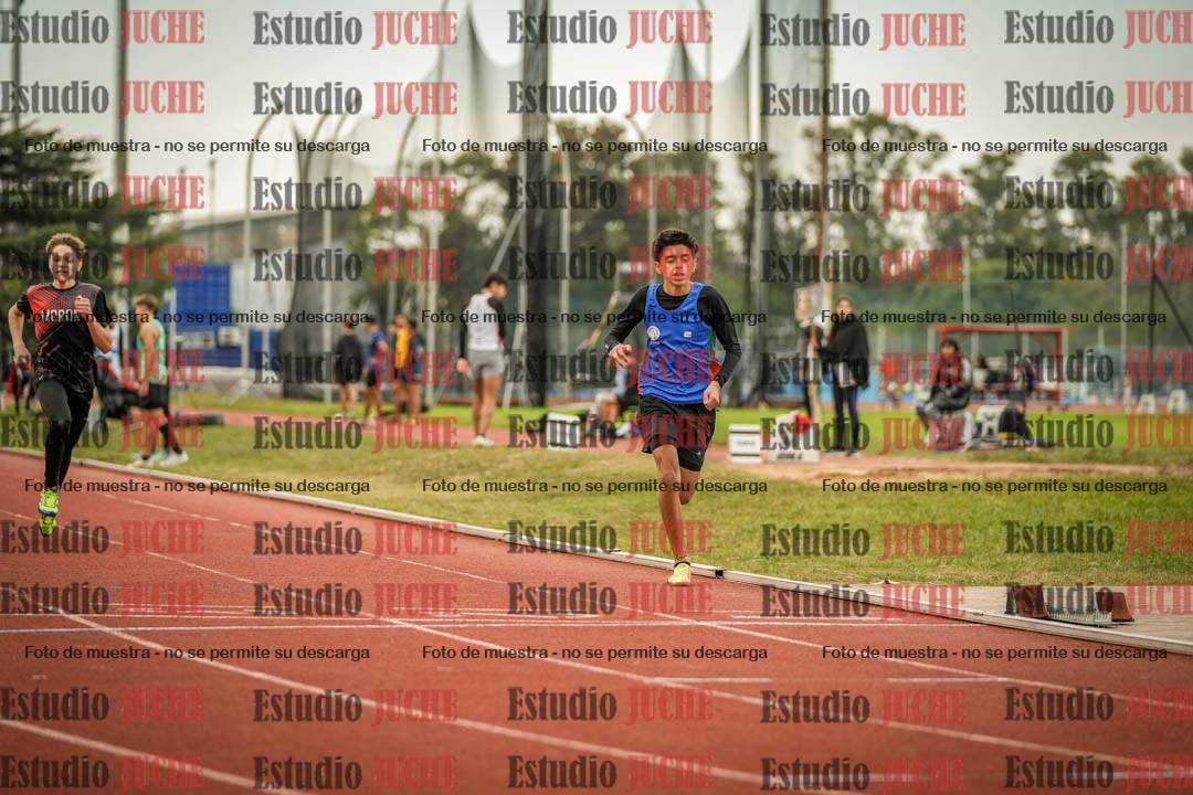 Fotos de los 400 m llanos de varones