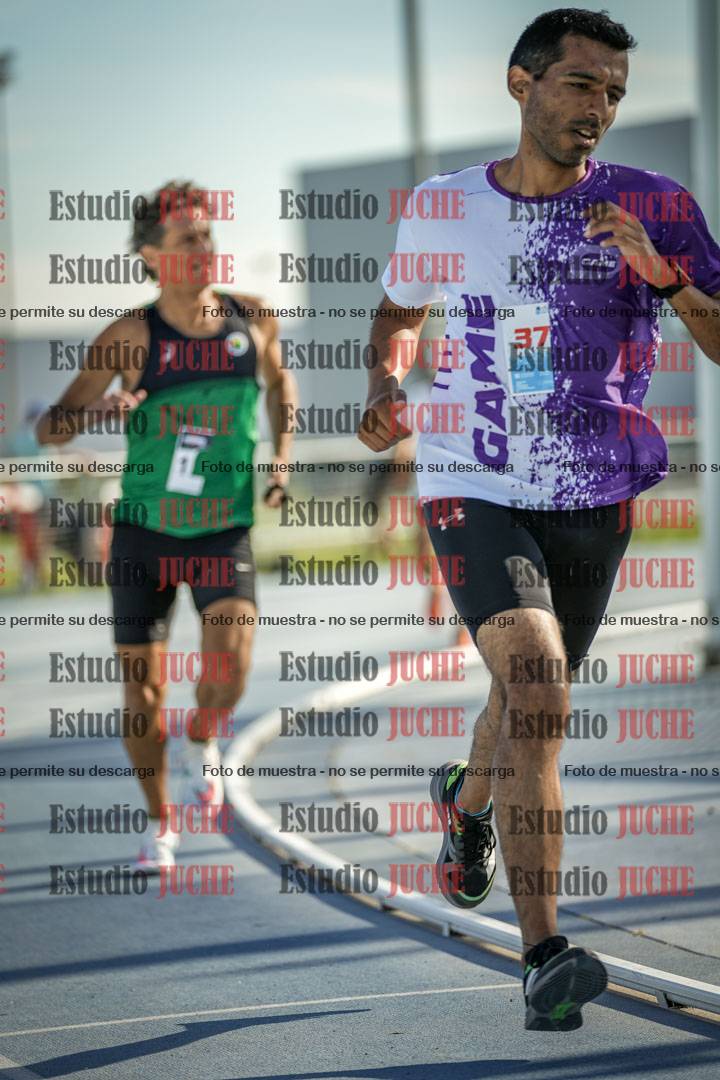 Fotos de los 1500 m llanos de varones