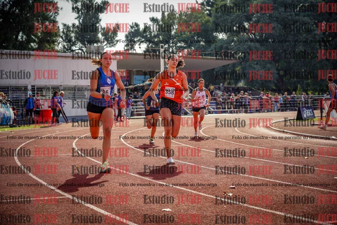 Fotos de los 800 m llanos de mujeres - heptatlón 7