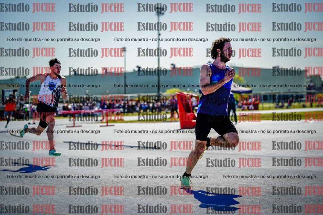 Fotos de los 400 m llanos de varones