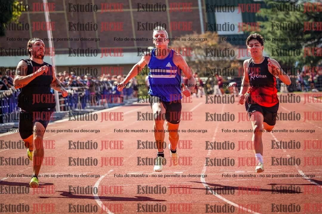 Fotos de los 100 m llanos de varones