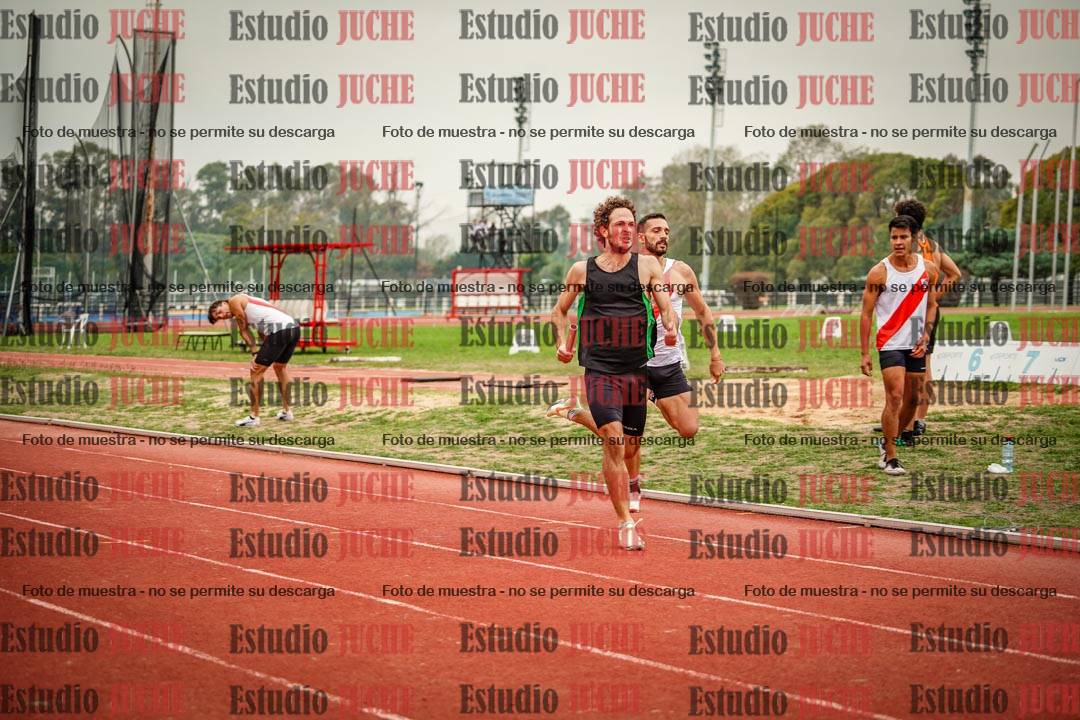 Fotos de las Postas 4x400 m de varones