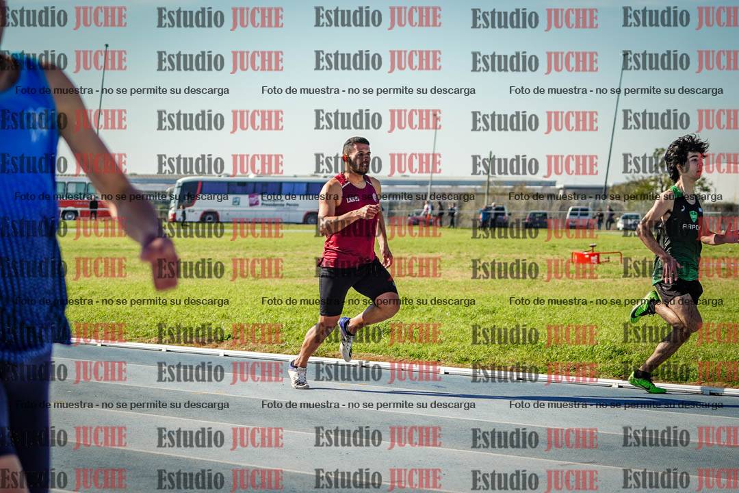 Fotos de los 400 m llanos de varones
