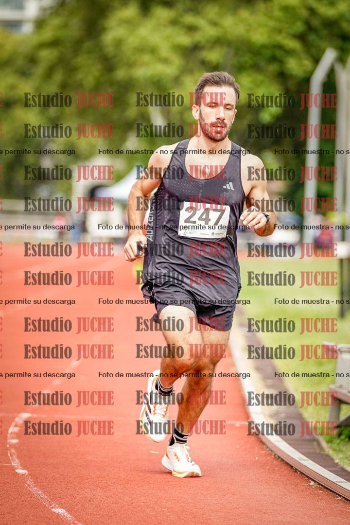 Fotos de los 3000 m llanos de varones