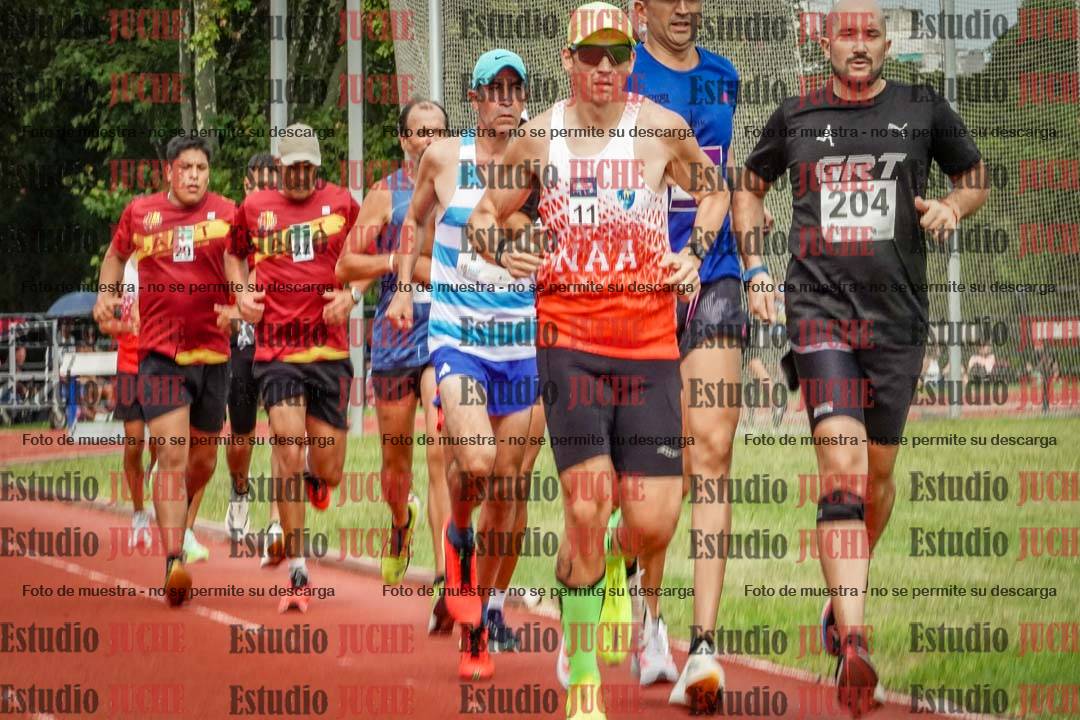 Fotos de los 3000 m llanos de varones