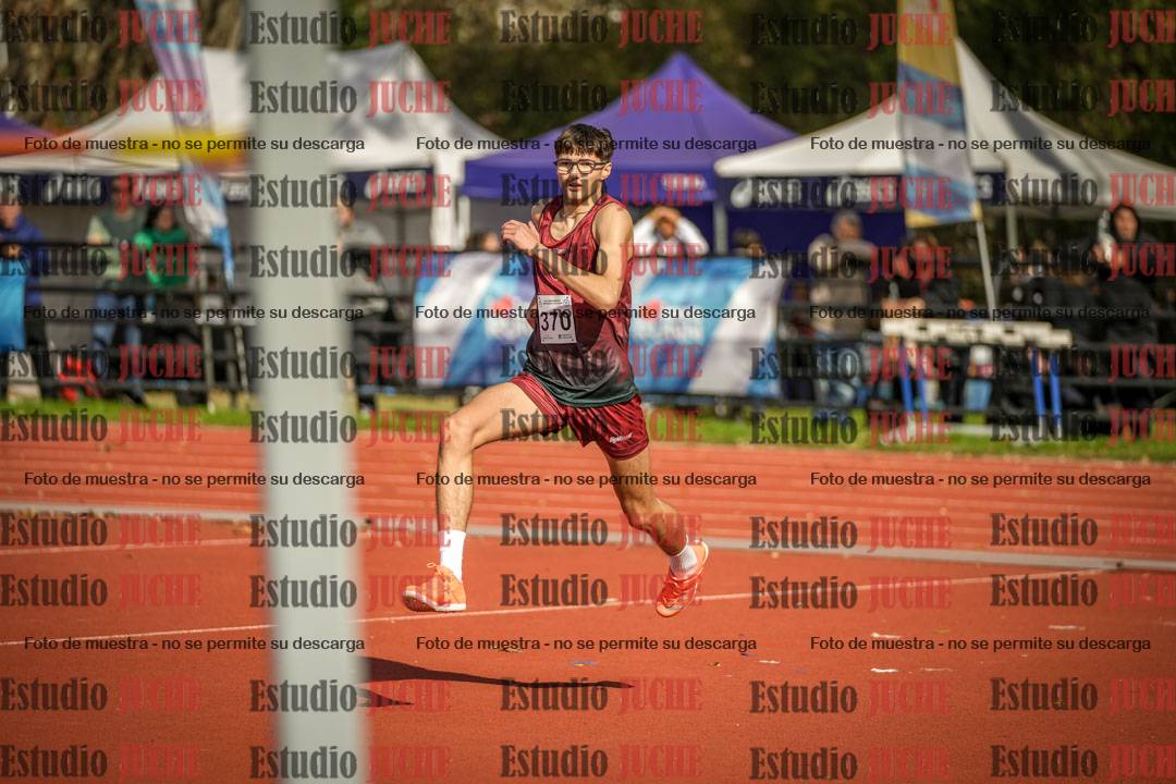 Fotos del salto en alto de varones