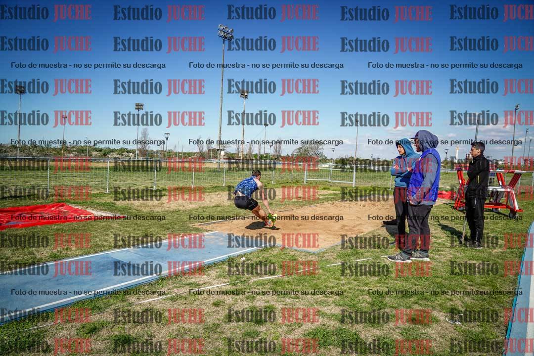 Fotos del salto triple de varones