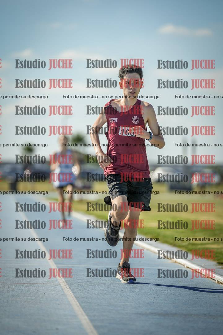 Fotos de los 600 m llanos de varones