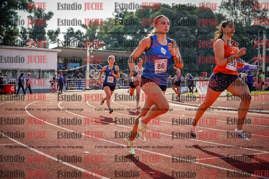 Fotos de los 800 m llanos de mujeres - heptatlón 7