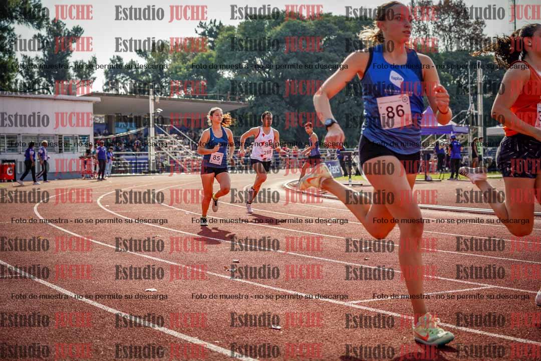 Fotos de los 800 m llanos de mujeres - heptatlón 7