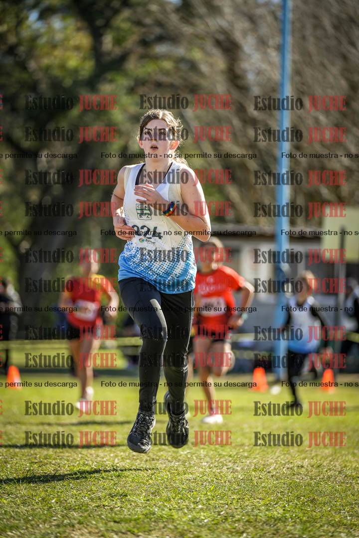 Fotos de la llegada del cross de 1500 m
