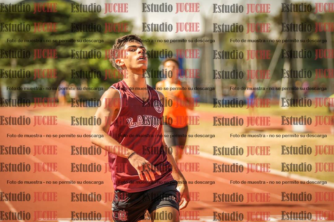 Fotos de los 400 m llanos de varones