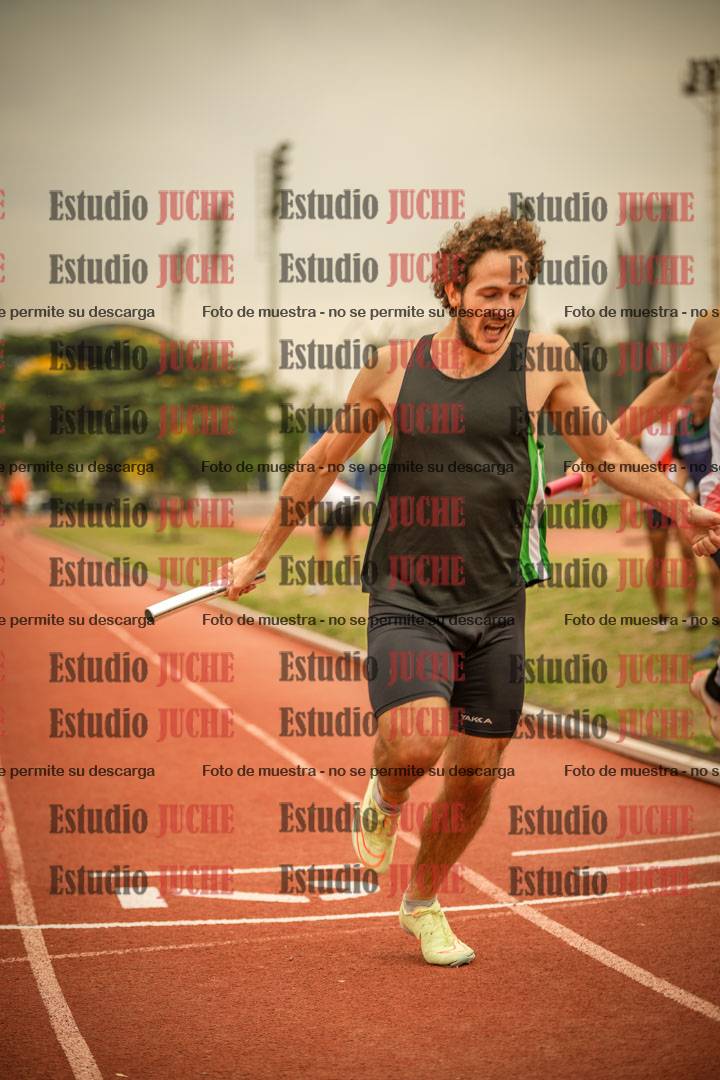 Fotos de las Postas 4x400 m de varones