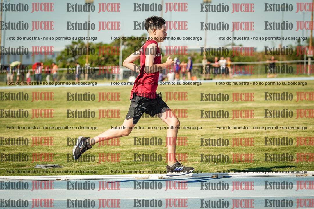 Fotos de los 600 m llanos de varones