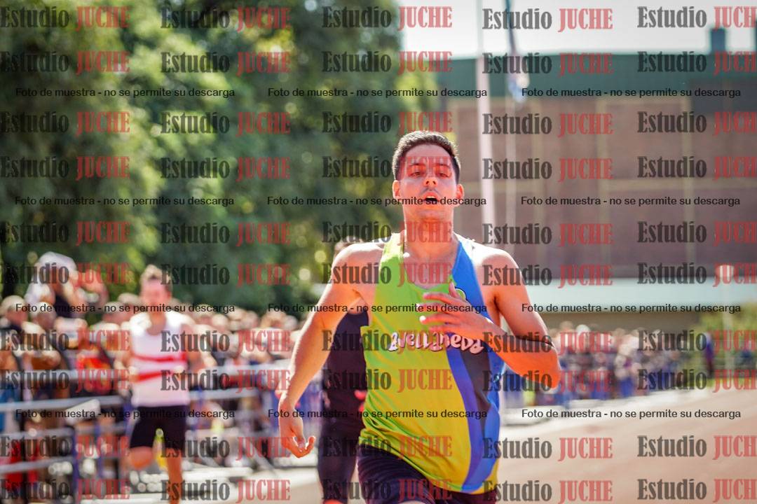 Fotos de los 100 m llanos de varones