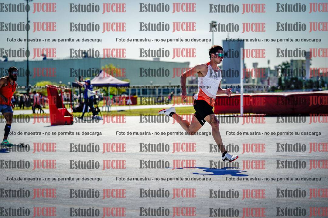 Fotos de los 400 m llanos de varones