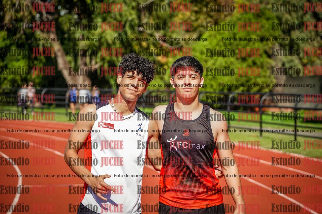 Fotos de algunos podios y extras