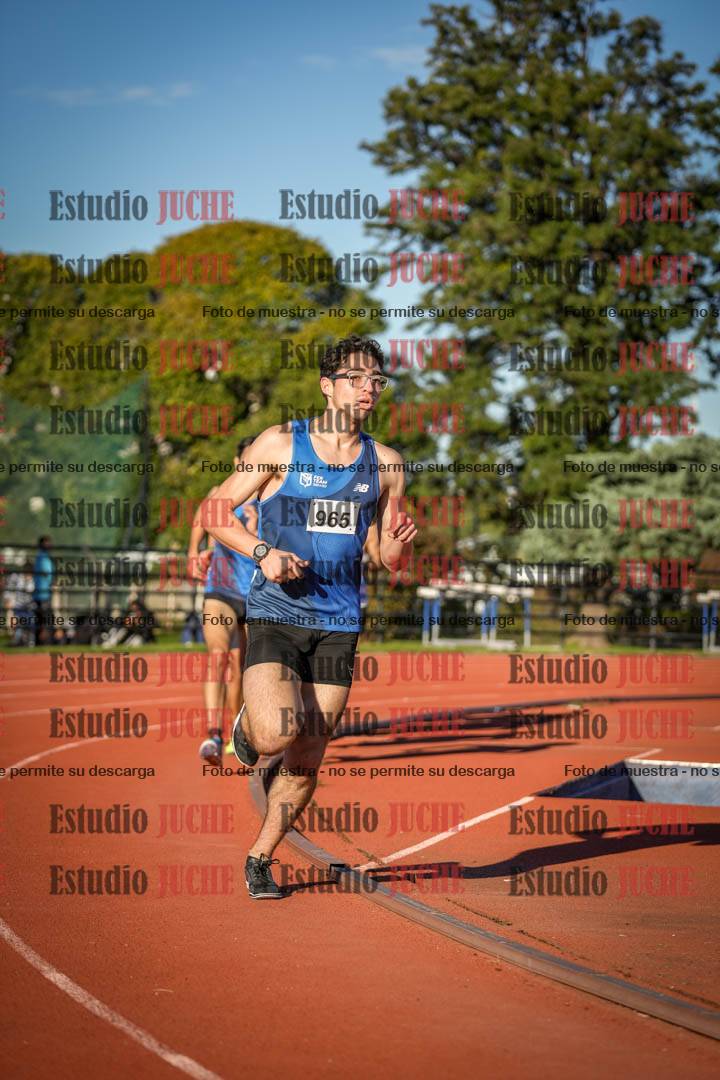 Fotos de los 3000 m llanos de varones