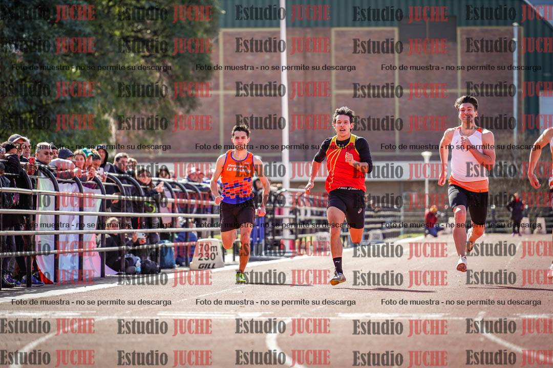 Fotos de los 200 m llanos de varones