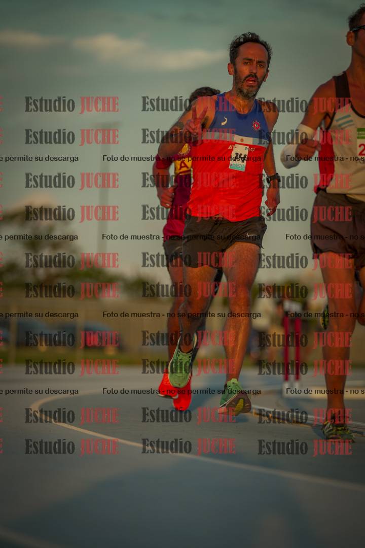 Fotos de los 3000 m llanos de varones
