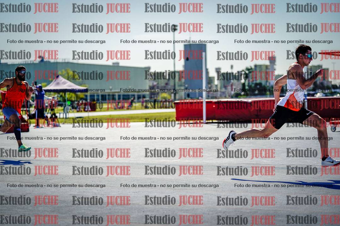 Fotos de los 400 m llanos de varones