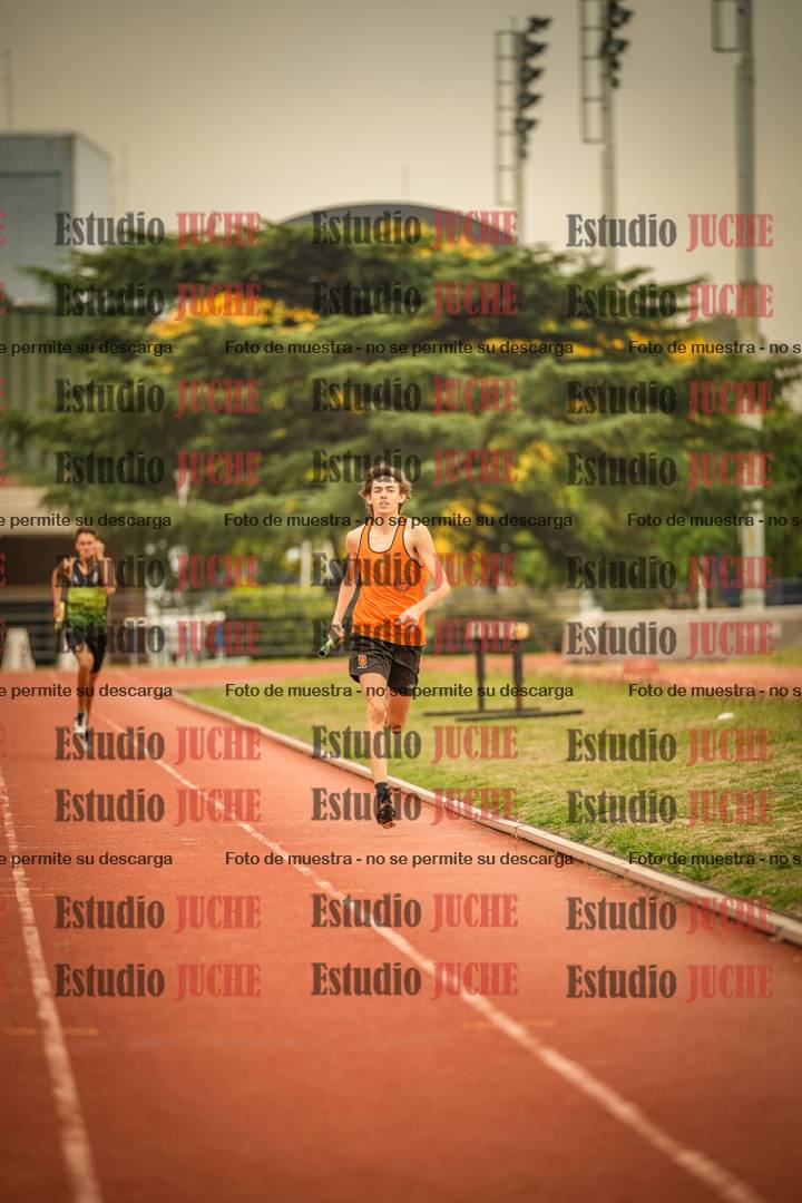 Fotos de las Postas 4x400 m de varones