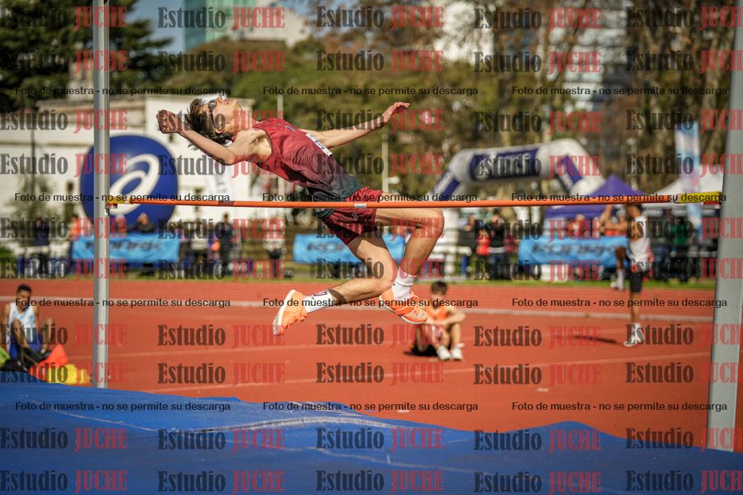 Fotos del salto en alto de varones