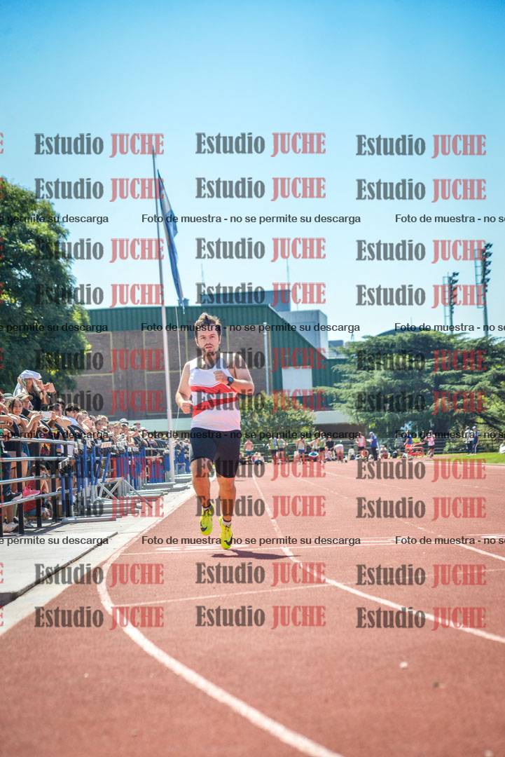 Fotos de los 100 m llanos de varones